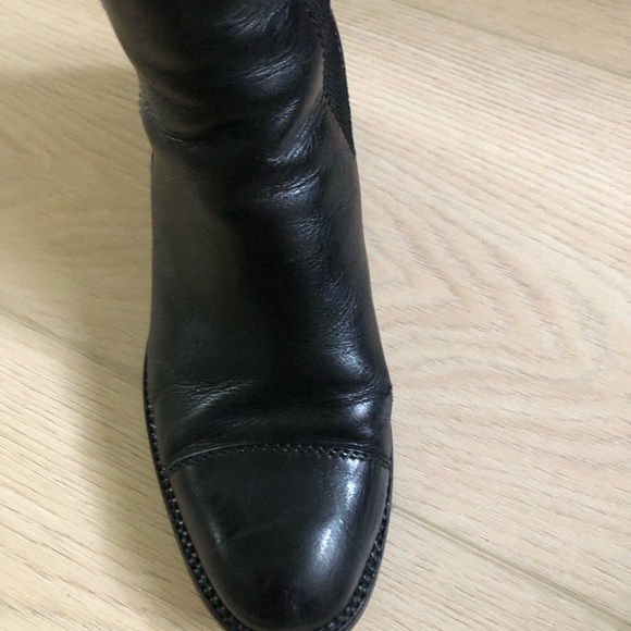 Chanel Chelsea Boots - Picture 5 of 13
